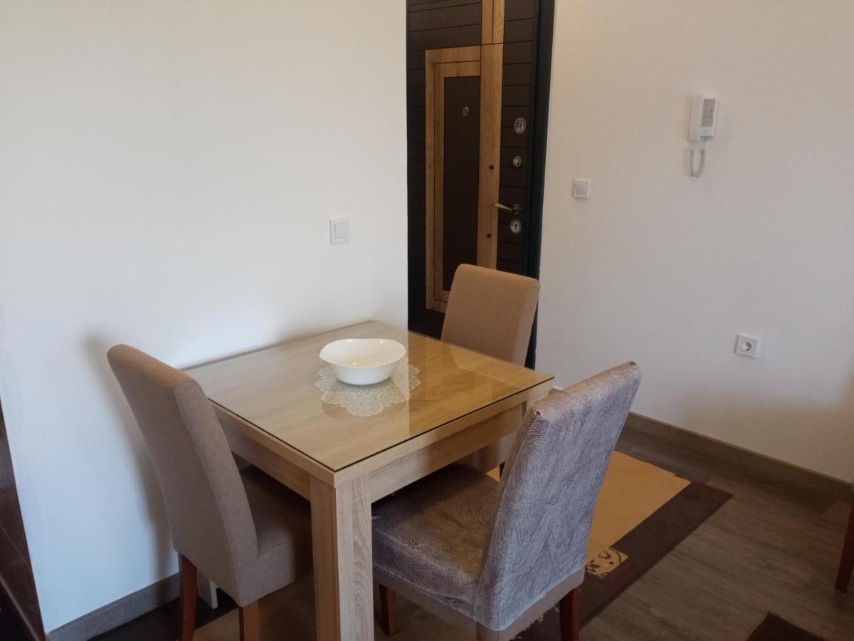 Apartman Ami Ulcinj Zewnętrze zdjęcie